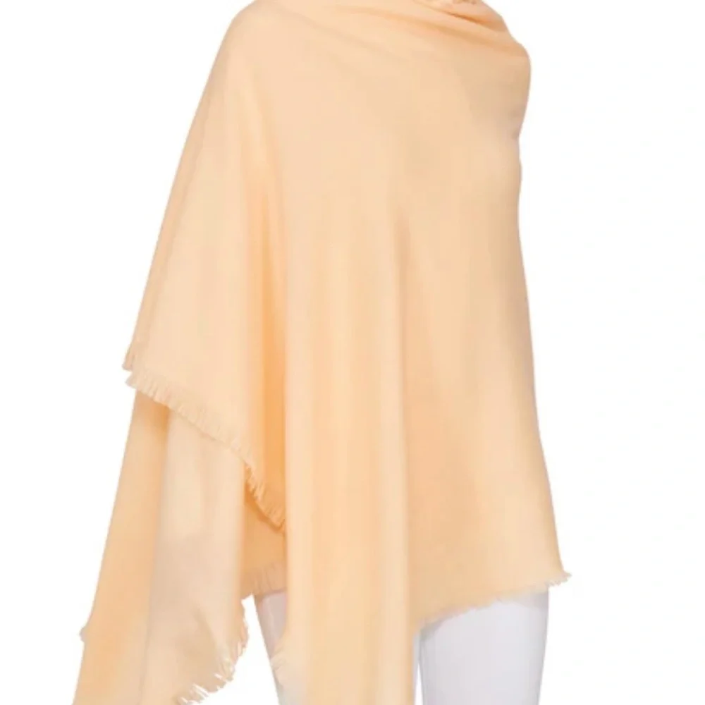 Beryll Cashmere Wrap Scarf - Picture 2 of 7